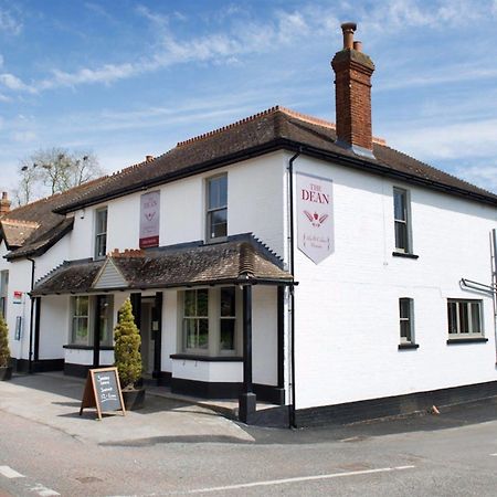 The Dean Ale & Cider House Hotell Chichester Exteriör bild