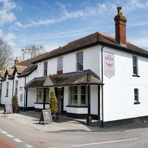 The Dean Ale & Cider House Hotell Chichester Exteriör bild